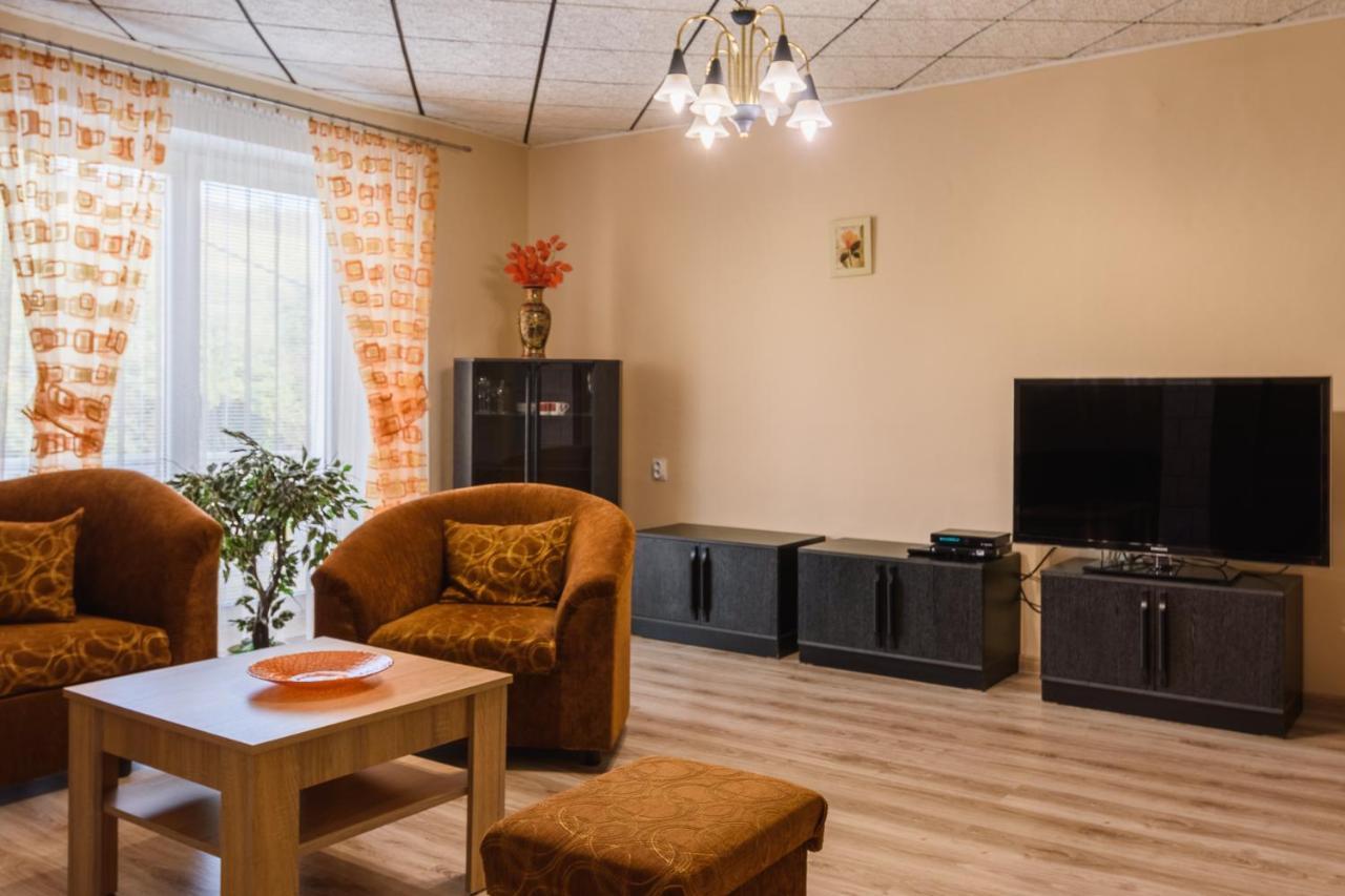Apartman Elegant 2 เบเชนยอวา ภายนอก รูปภาพ