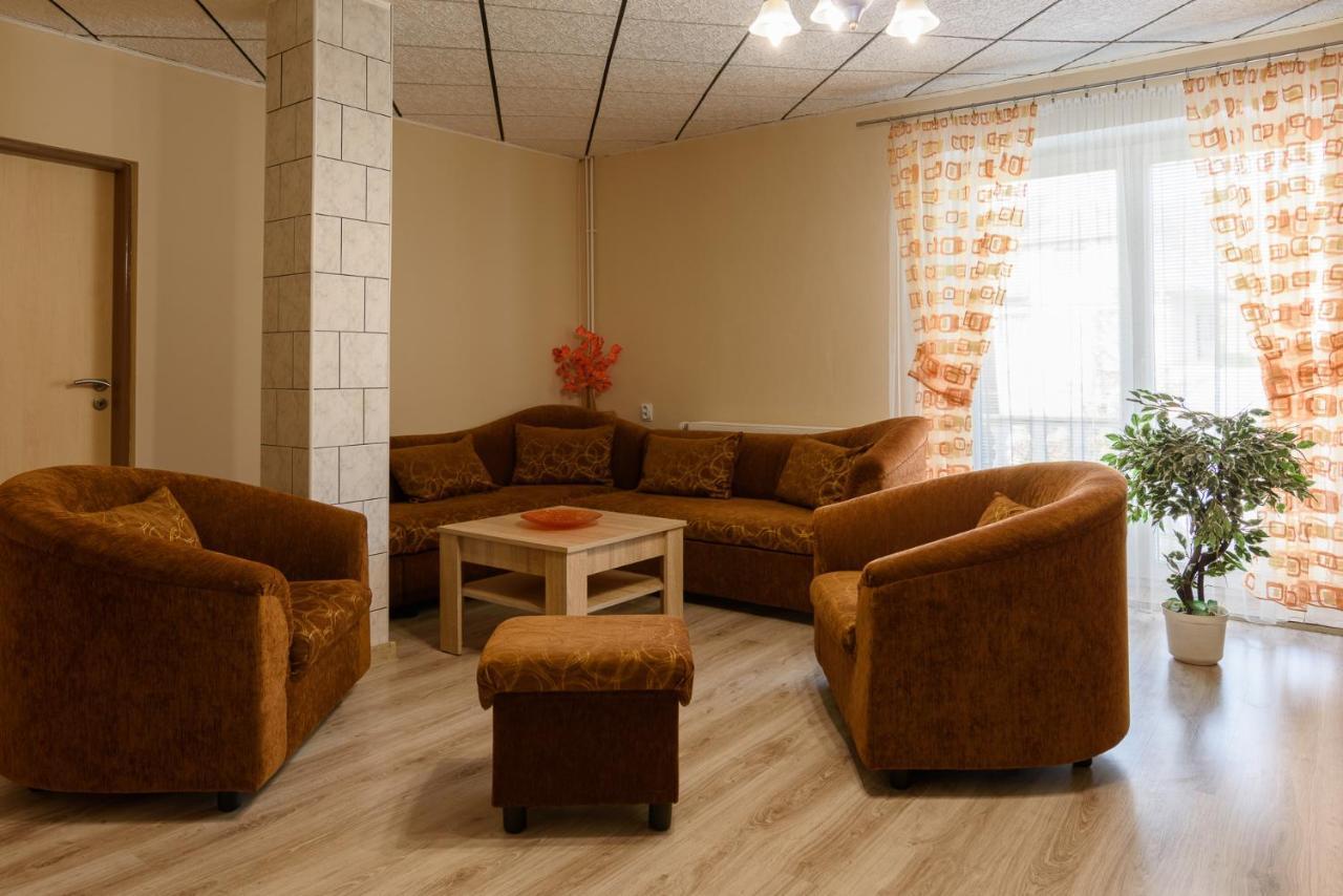 Apartman Elegant 2 เบเชนยอวา ภายนอก รูปภาพ