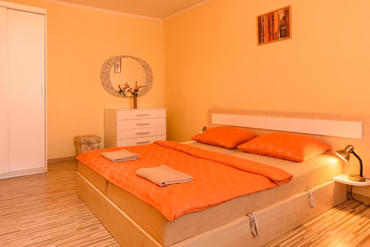Apartman Elegant 2 เบเชนยอวา ภายนอก รูปภาพ