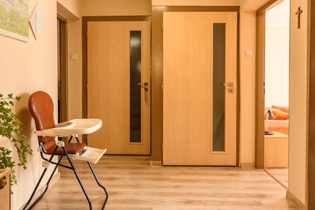 Apartman Elegant 2 เบเชนยอวา ภายนอก รูปภาพ